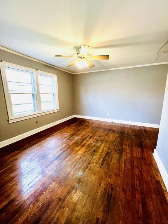 Building Photo - 117 White Oak Dr, unit a