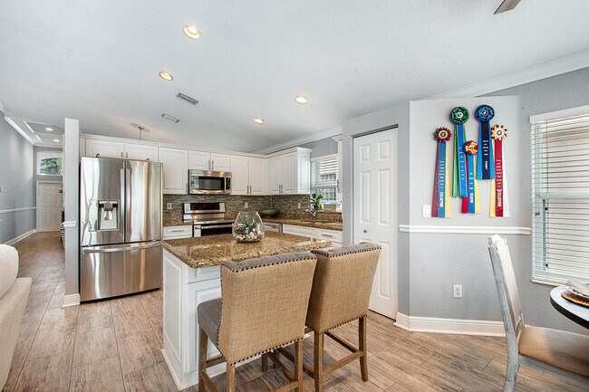 Foto del edificio - 4224 Bluff Harbor Way