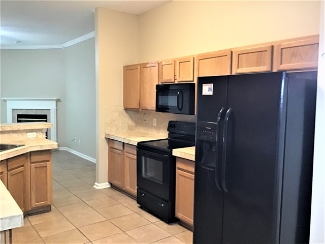 Building Photo - 1725 Dartmoor Ln