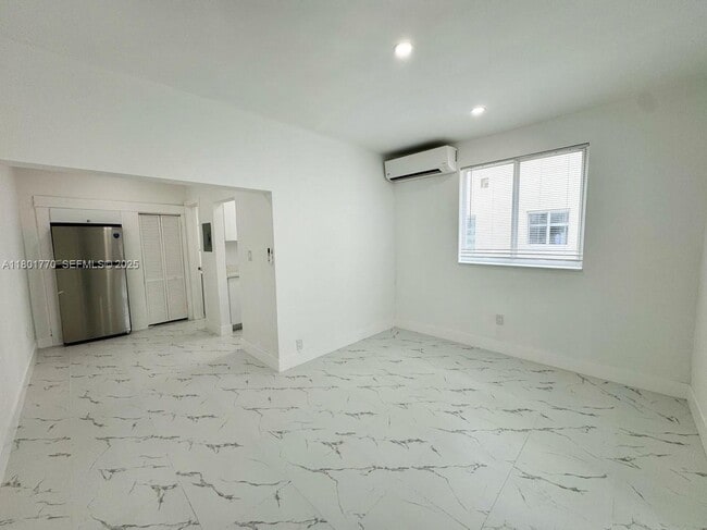 Foto del edificio - 856 SW 6th St