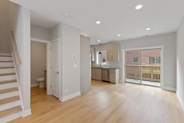 Foto del edificio - 6834 W 65th St