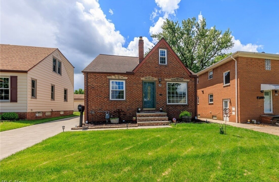 Photo - 7615 Ivandale Dr (Parma, OH)