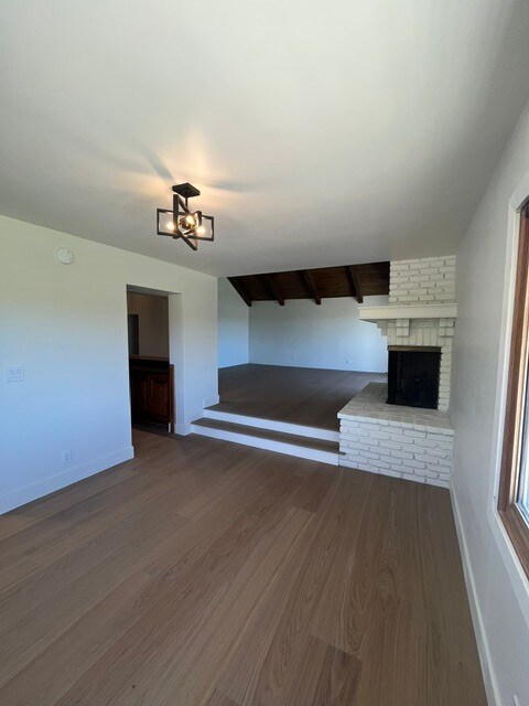 Foto del edificio - 4474 Rayburn St