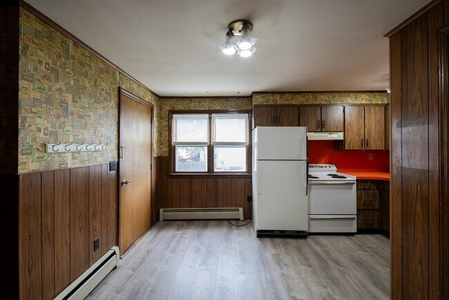 Building Photo - 7 105th St