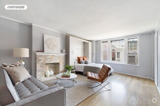 Building Photo - 299 W 12th St