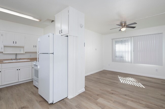 Foto del edificio - OPEN HOUSE: 11/1 9AM-6PM ~ Charming 1 Bedr...