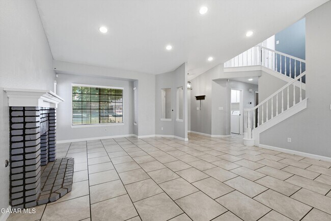 Foto del edificio - 3129 Golfwood Ct