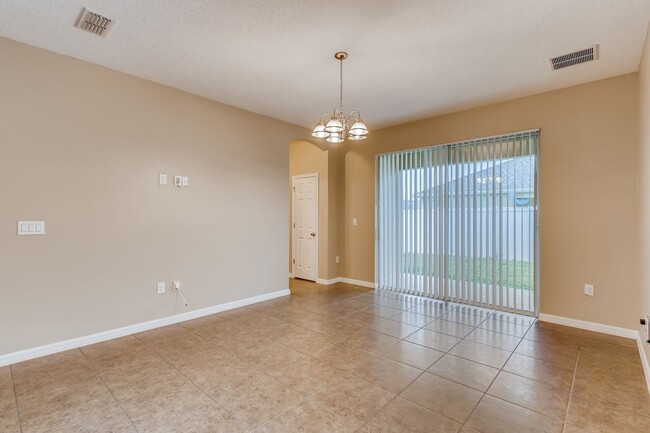 Building Photo - 3001 Lilly Belle Dr