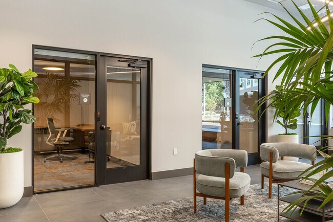 Oficinas de coworking privadas - AMLI Redmond Way