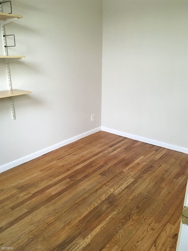 Foto del edificio - 531 E 13th St