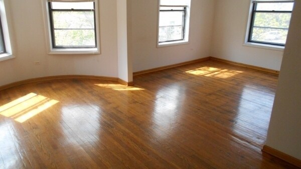 Foto del edificio - 1367 W Sunnyside Ave