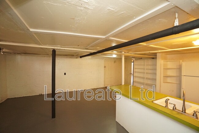Building Photo - 1429 Vine St