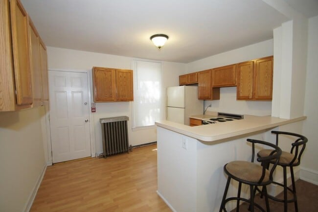 Building Photo - 2634 Poplar St