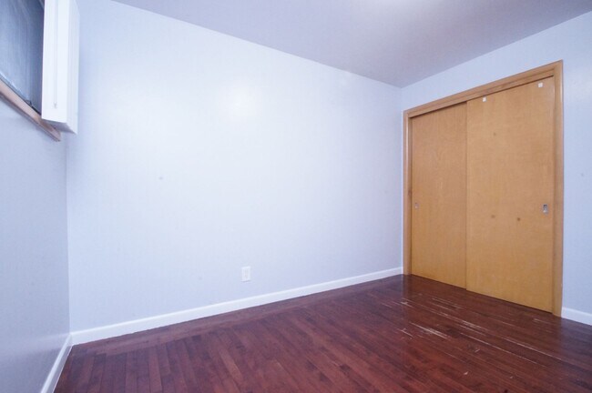 Foto del edificio - 3 bed 1 bath Single Family Home