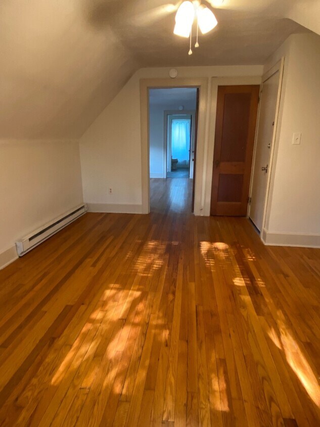 302 N 8th St Unit 4, Princeton, WV 24740 Apartments in Princeton, WV