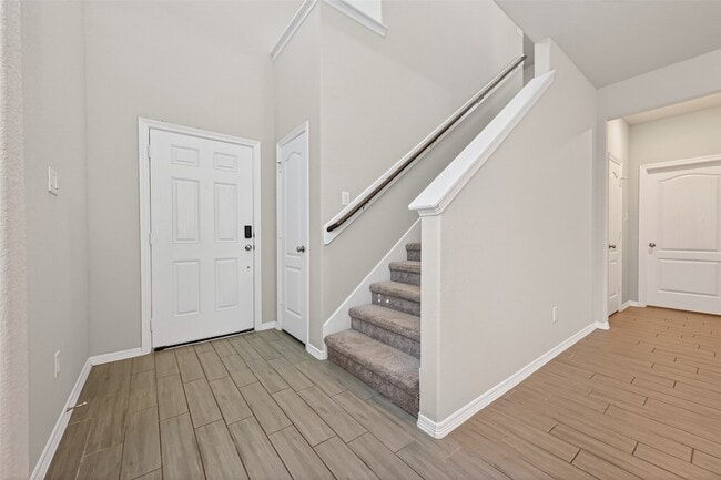 Foto del edificio - 25527 Valverdant Ct