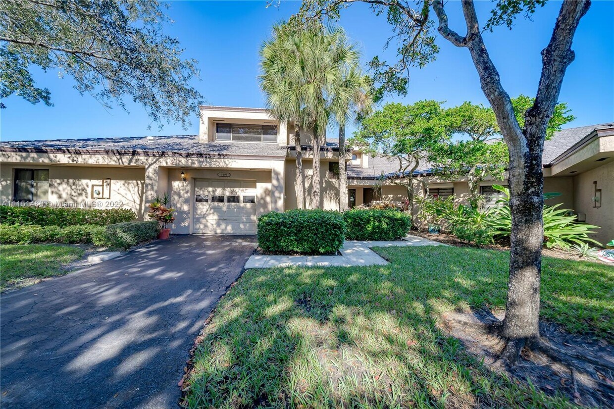 9405 Chelsea Dr S, Plantation, FL 33324 Townhome Rentals in
