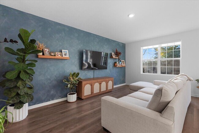 Foto del edificio - 271 Charlestowne Lakes Dr