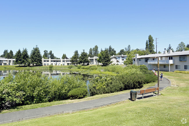 Building Photo - Fountain Lake Townhomes