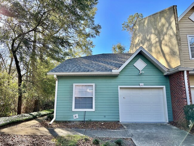 Building Photo - Beautifully Updated 2BR/2BA Corner Lot Home in Mill Pond – Monticello