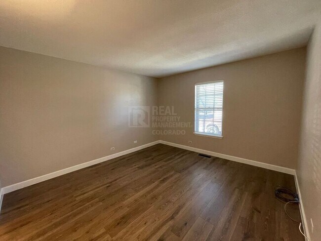 Foto del edificio - 7110 S Gaylord St