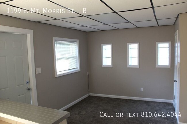 Foto del edificio - Available Now! Mt. Morris Schools!D TWO WE...