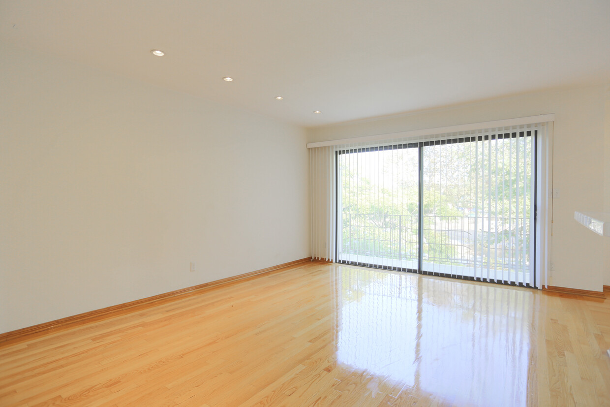 Foto principal - 1701 Washington Way