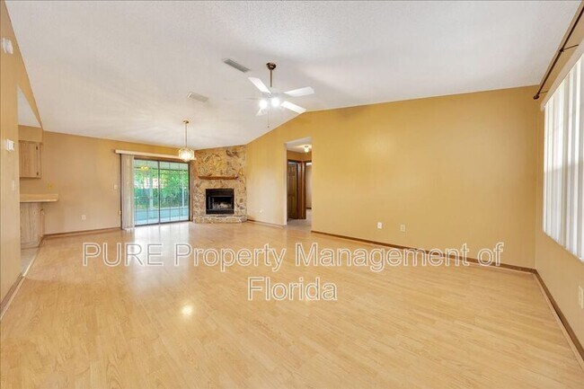 Building Photo - 4331 SE 106th Pl