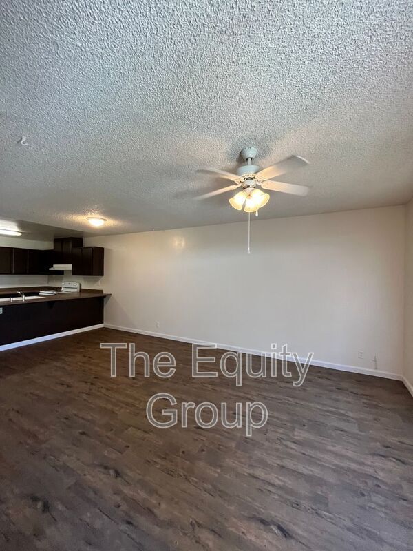 Foto del edificio - 971 East Palm Ave