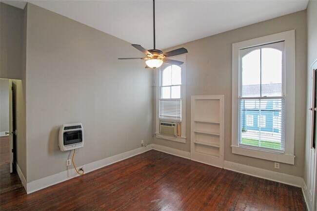 Foto del edificio - 1902 Church St