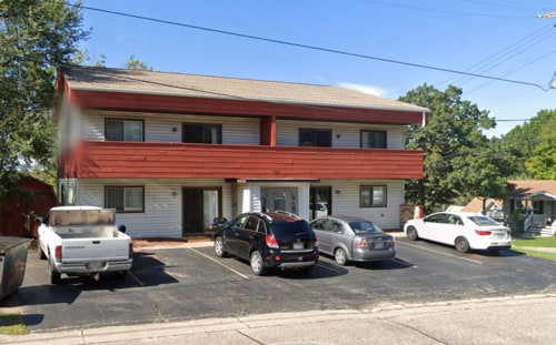 Building Photo - 1045 Oak St