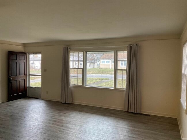 Foto del edificio - 1329 Melrose Ave