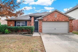 Building Photo - 4204 Enchanted Rock Ln