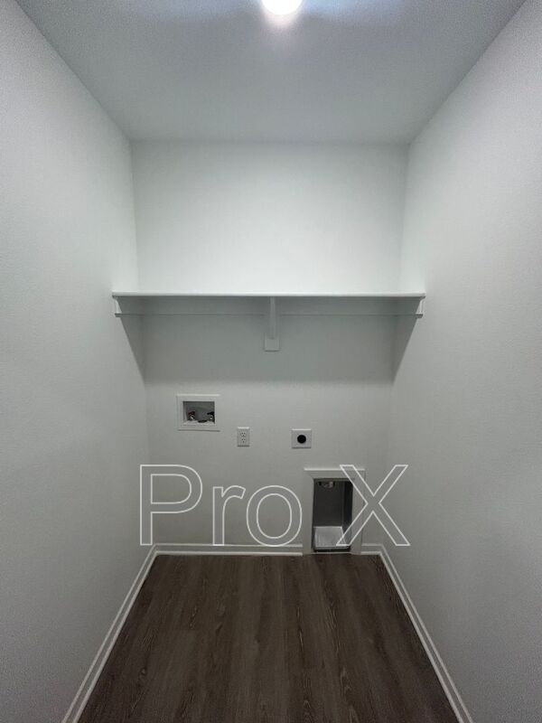 Building Photo - 114 NW 67th Ave