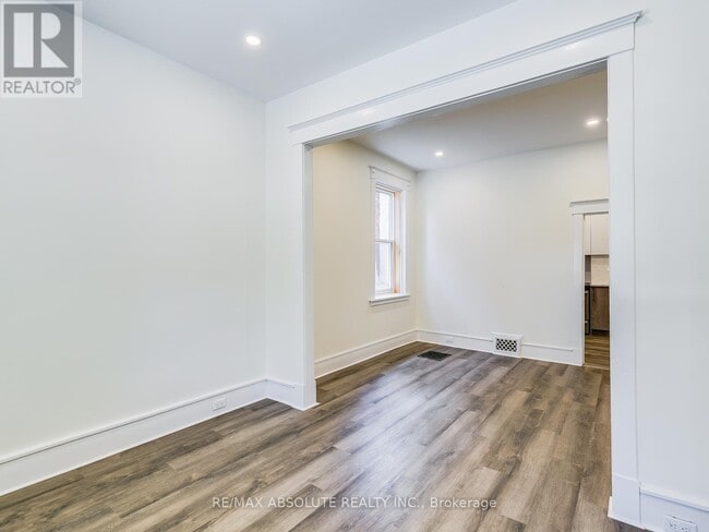 Photo du bâtiment - 222 Plymouth St