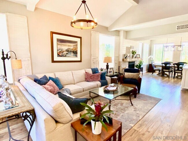 Foto del edificio - 1166 Cambria Way