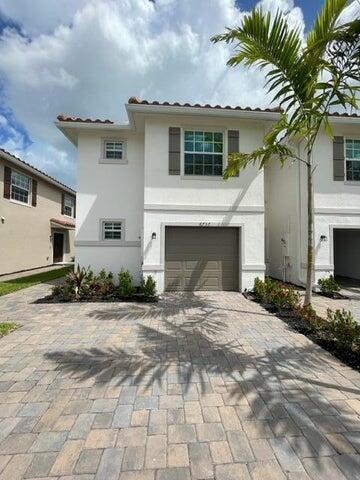 Building Photo - 6733 Broadwater Ln