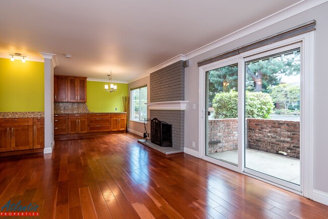 Foto del edificio - Fountain Brook Condo | Gated Community | C...