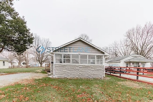 Building Photo - 4106 Delaware St