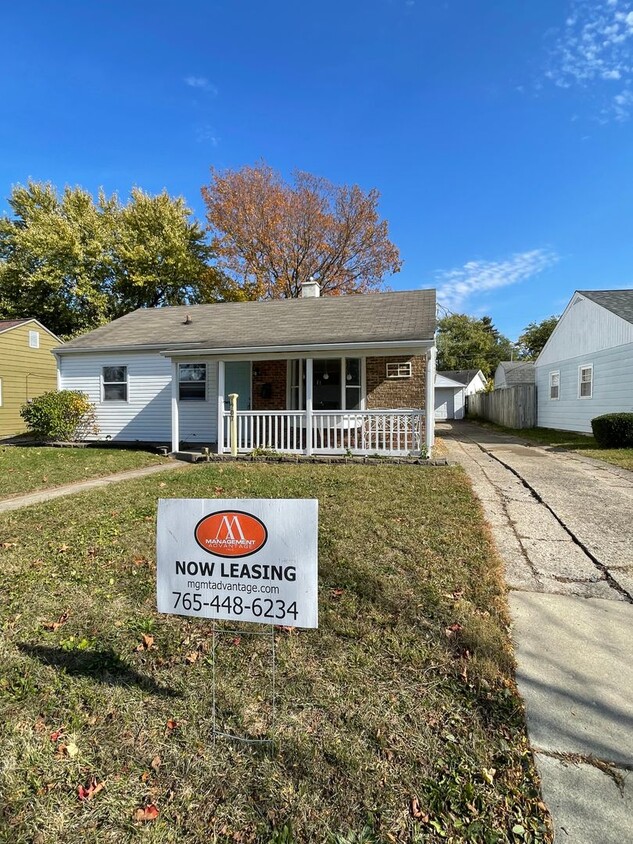 Primary Photo - Adorable 3 Bedroom 2 Bath House