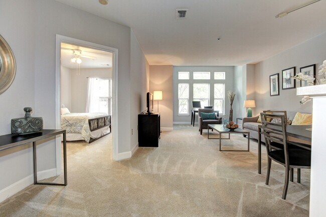 Foto del edificio - Strathmore Court at White Flint