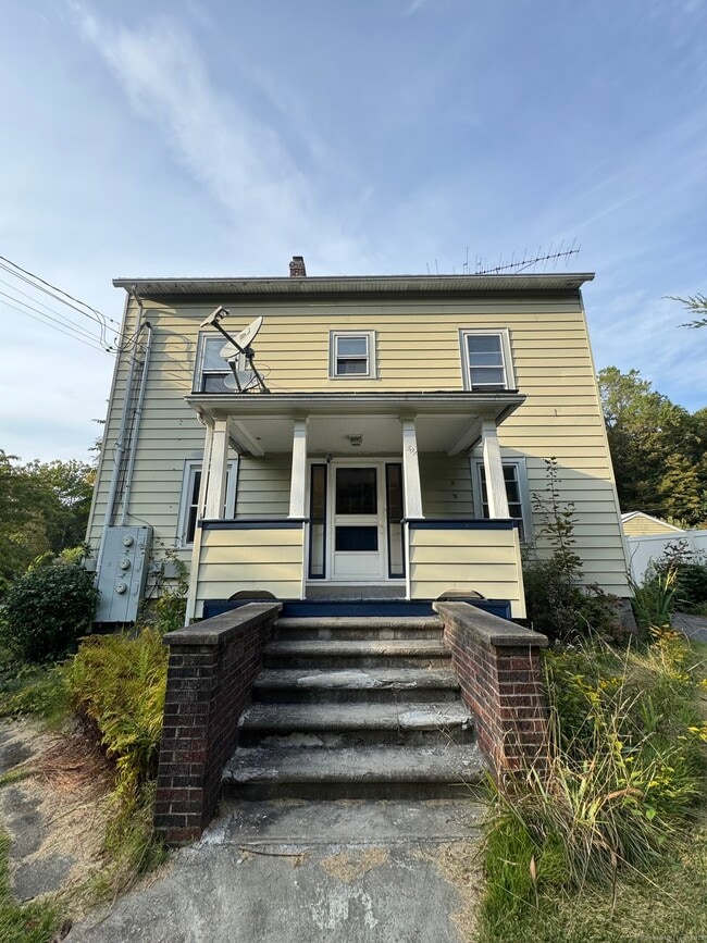 Building Photo - 504 Prospect St