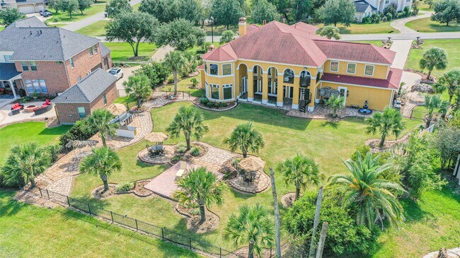 Foto del edificio - 1026 Kings Forest Ln