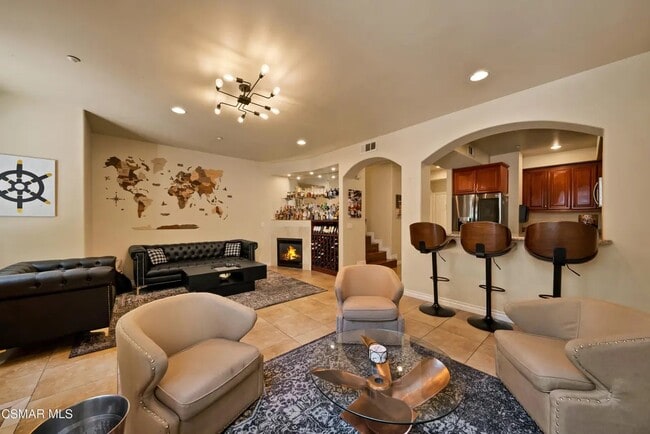 Building Photo - 2367 Chiquita Ln