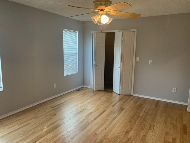 Building Photo - 6171 Summit Trail