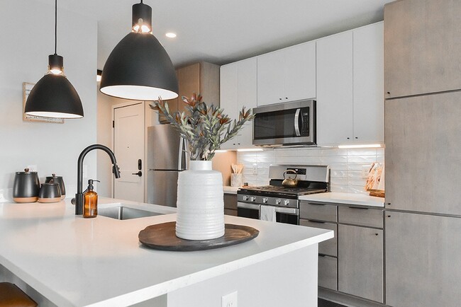 Building Photo - The Bohen Apartments