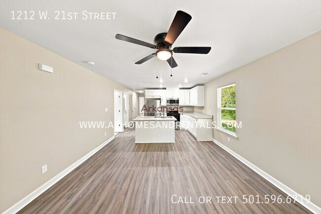 Foto del edificio - 1212 W 21st St