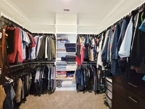 Building Photo - 8401 Hazel River Dr