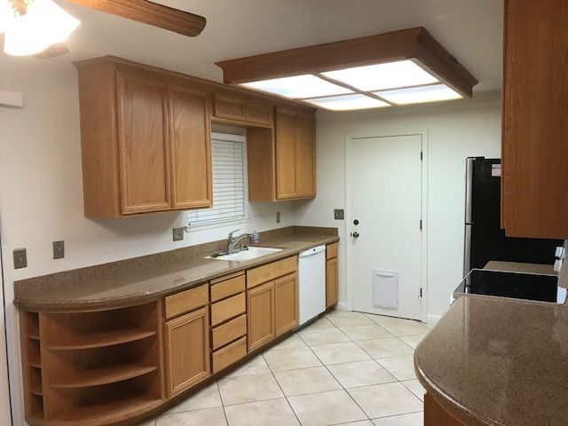 Foto del edificio - 5607 Robertson Ave.