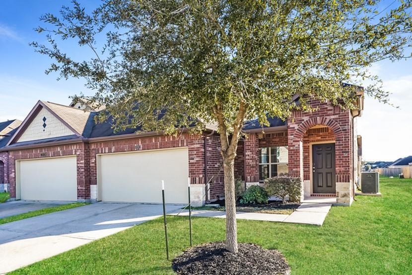 Foto principal - 12214 Gemma Ln